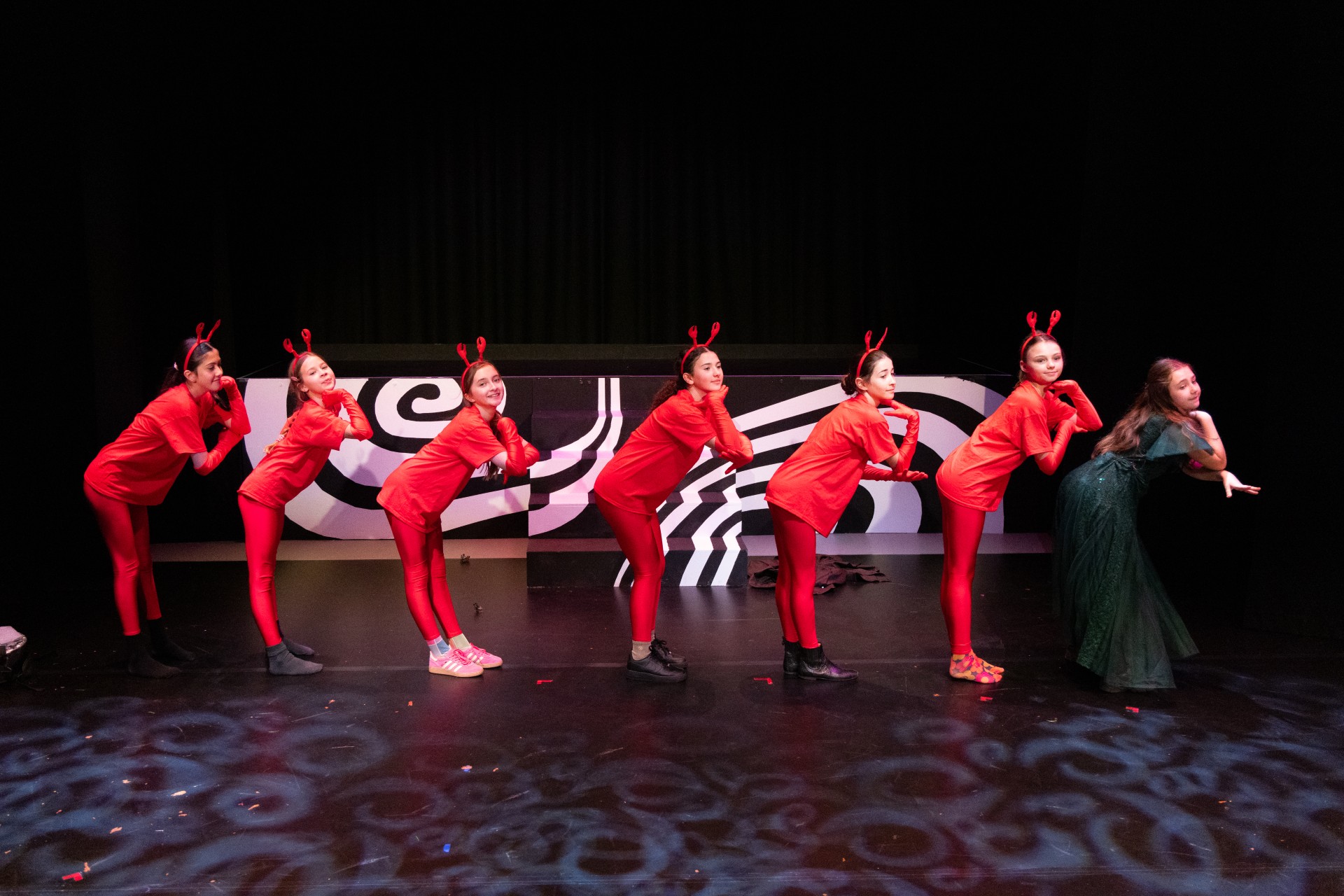 wetherby_pembridge_students_perform_theatre