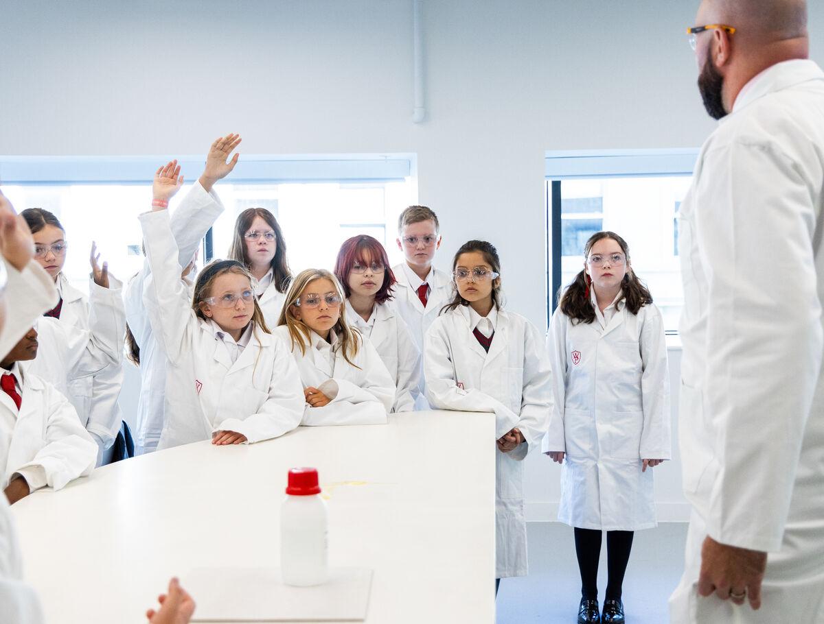 Science_lab_facilities