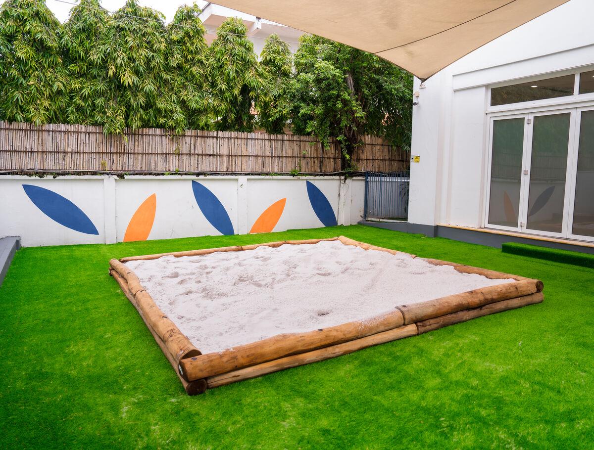 Schools of Thao Dien with sandbox