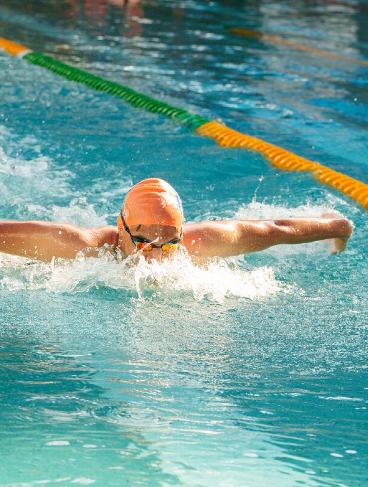 AIS Swimming