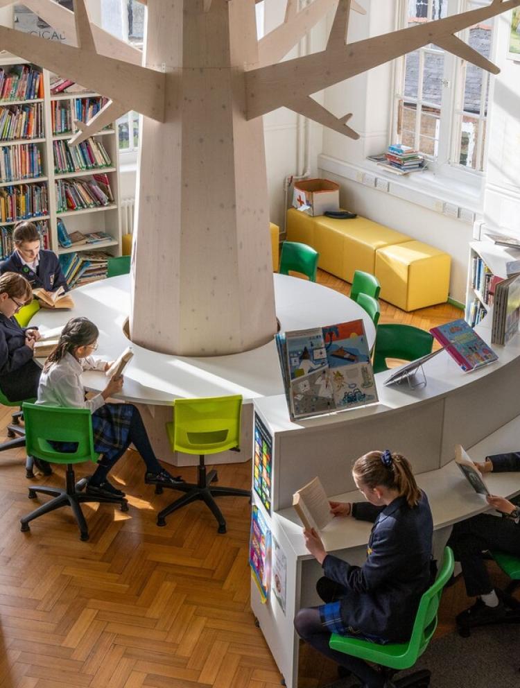 Fulham School Inside Campus Facilities 