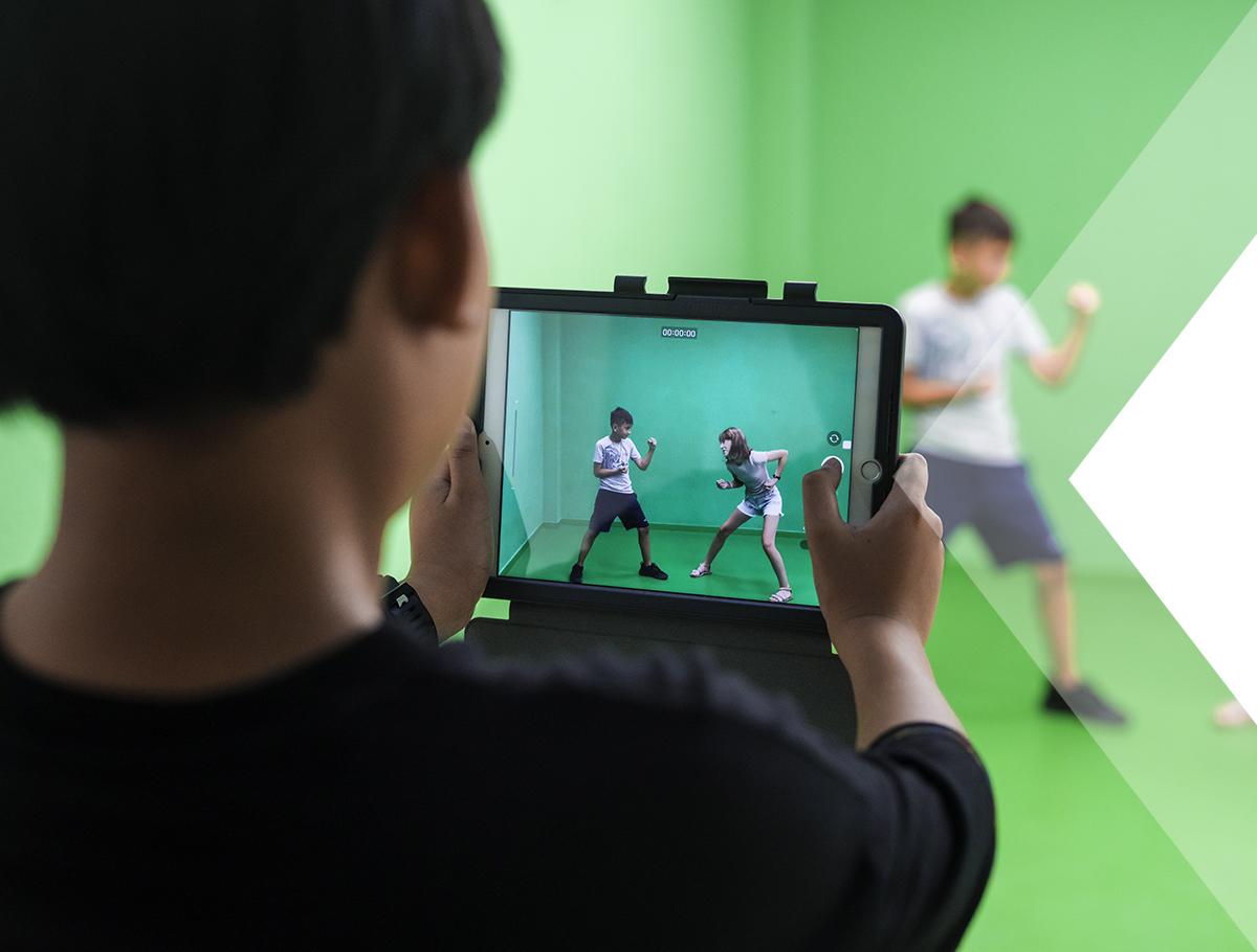 La-Miranda-educational-approach-tablet