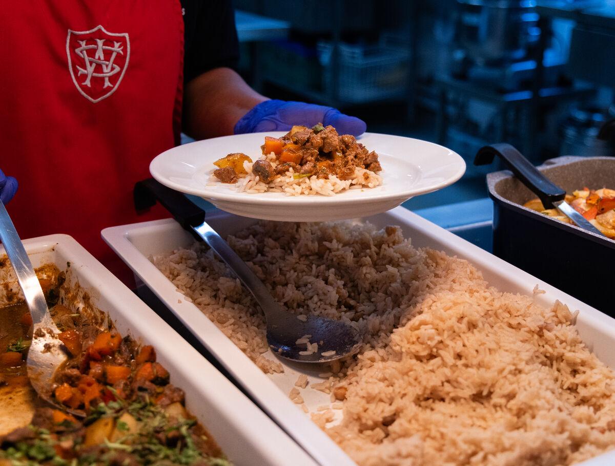 Fuelling Excellence with a Balanced Diet