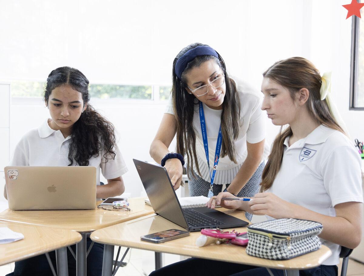 Tutoría de Estudiantes de Secundaria en Panama
