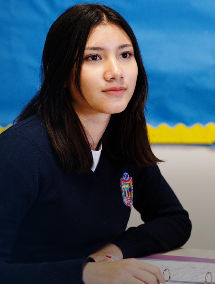 academic-results-student-in-classroom