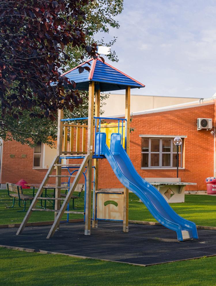 IS-Modena-Enquire-School-building