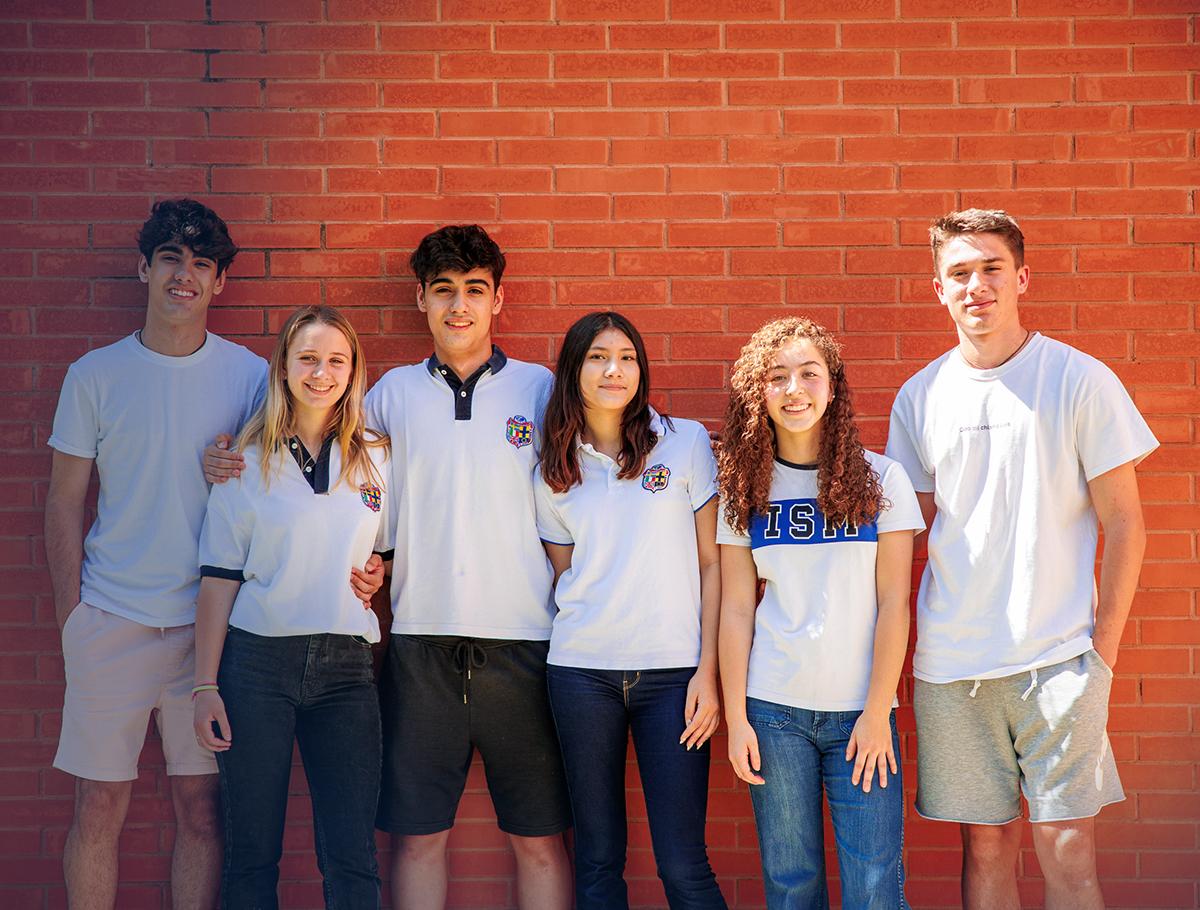 IS-Modena-scholarships-students