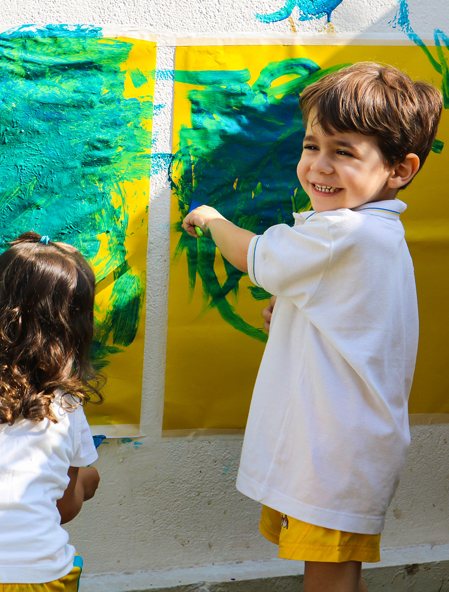 children-painting