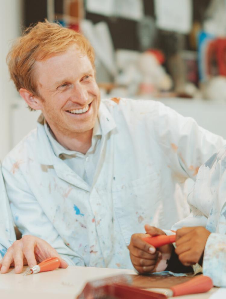 hight school students in arts and crafts class