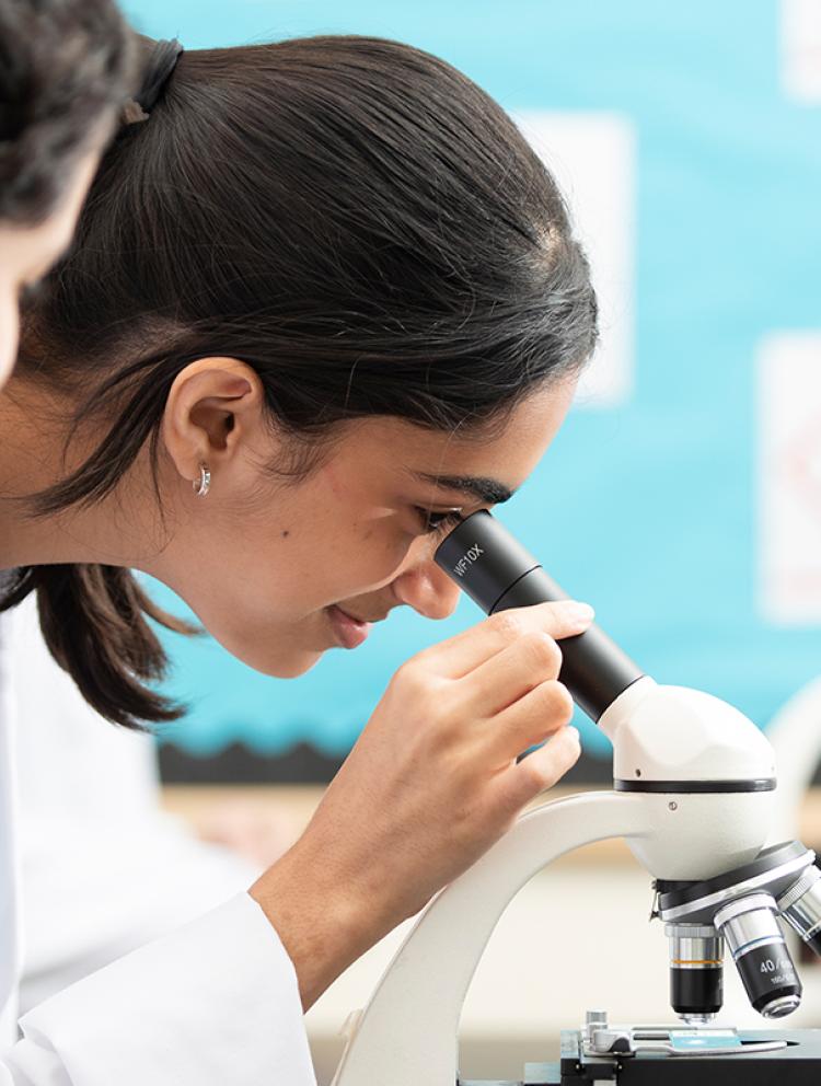 girl-lab-smiling