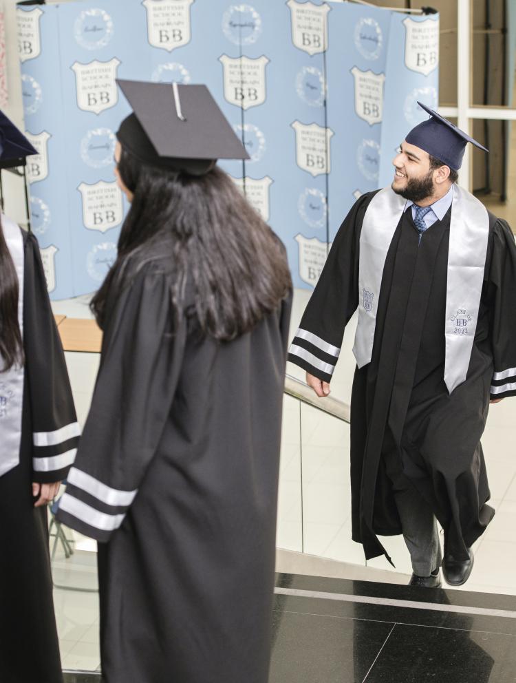 graduating-high-school-bahrain